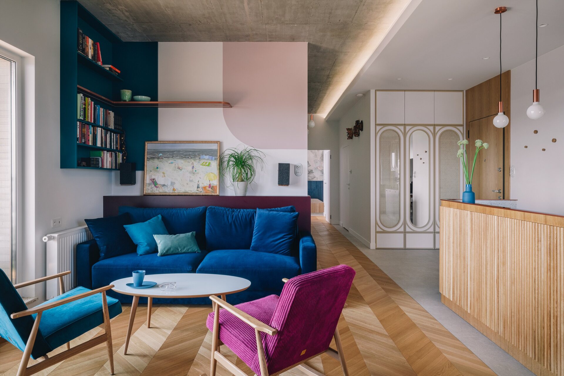Salon z podłogą w jodełkę — realizacja Gdańsk Letnica